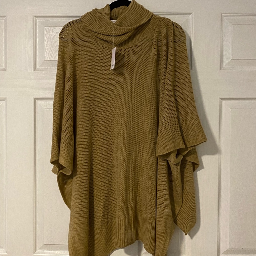 Lauren Conrad brown sweater overtop-brand new